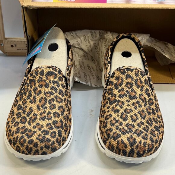 Shoes - Go Walk Walking Shoes Women's 9 Leopard Skechers Memory Foam Print Slip On